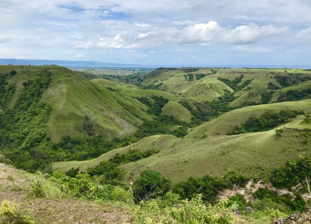 Hars Garden Sumba Hotel Waingapu Eksteriør billede